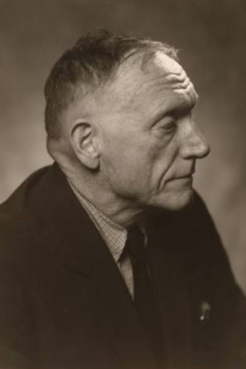 Robert Penn Warren: Menemukan Ide Itu Mudah, Yang Susah Menulisnya